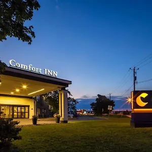 Comfort Montreal Aeroport Herberg Pointe-Claire